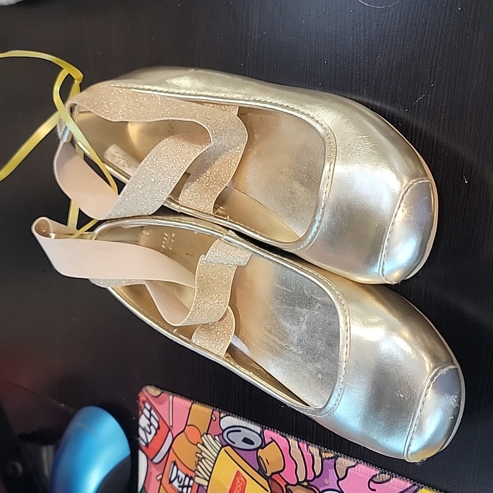 Size 2 dress shoe
